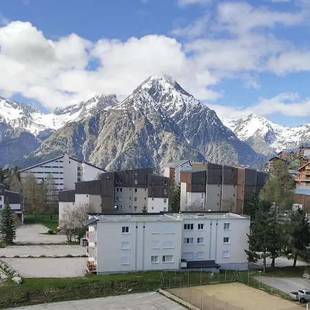 Résidence Plein Sud: Ski-in/Ski-out with Mountain Views Les Deux Alpes Exterior photo